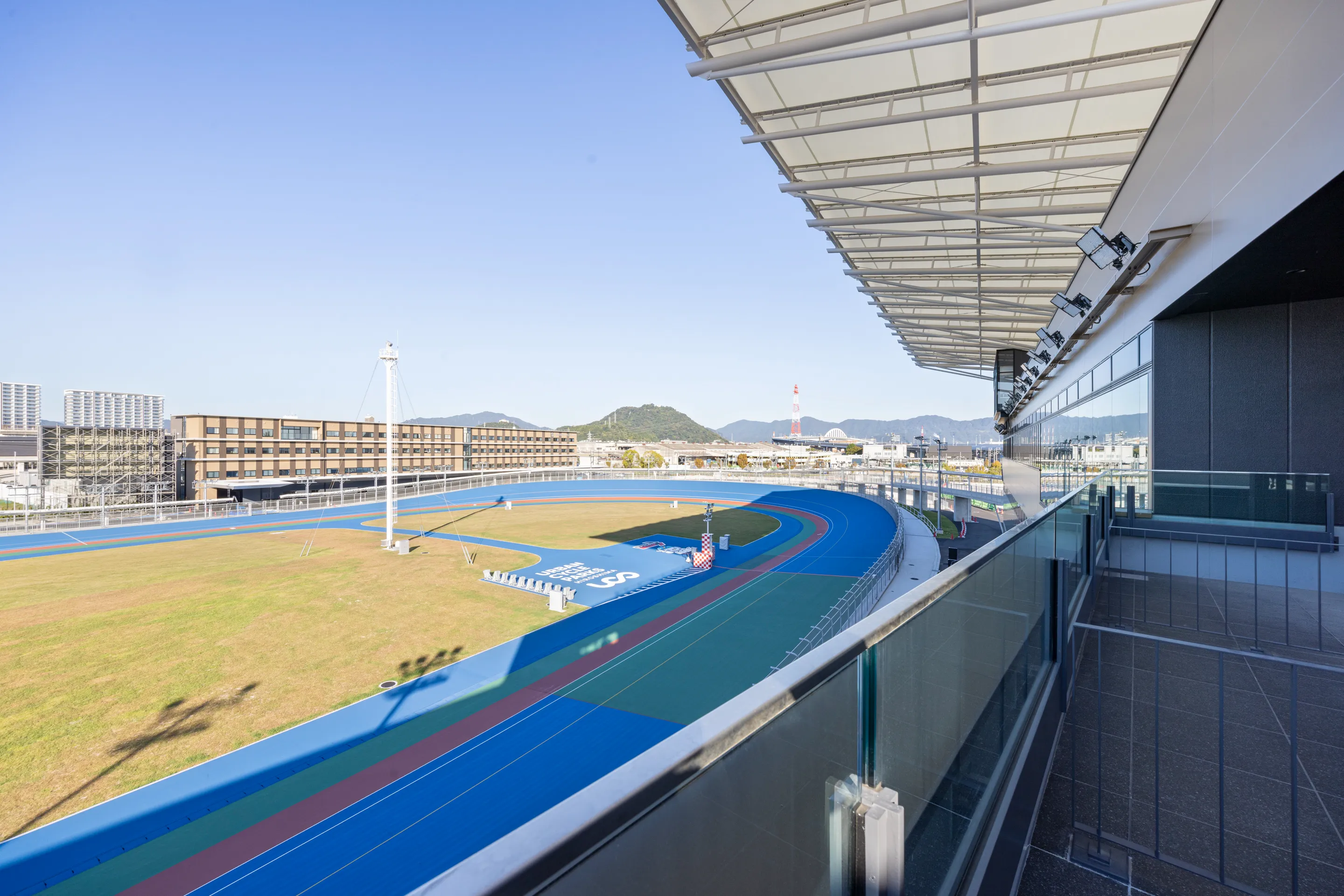 スタンド棟３階ラグジュアリールームＡ